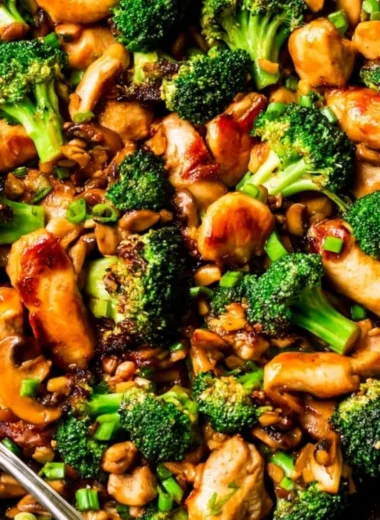Delicious healthy chicken broccoli stir fry served in a bowl