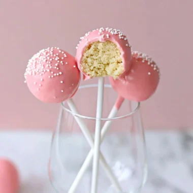 Homemade Starbucks cake pops recipe with colorful toppings and a delicious finish.
