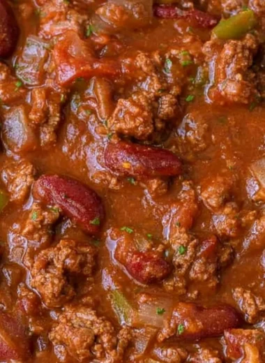 Bowl of easy chili recipe with beans and spices