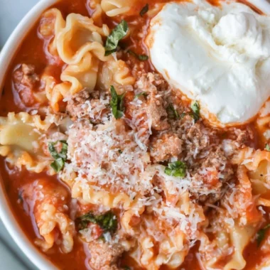 Delicious and healthy lasagna soup recipe with high protein ingredients