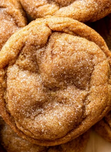 Deliciously chewy pumpkin snickerdoodle cookies with brown butter